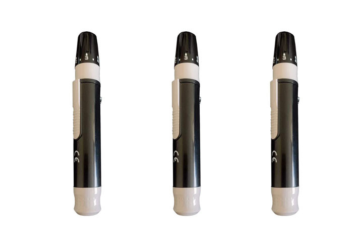 Stylo blanc Lancing de couleur de dispositif de sang indolore médical de produit d'OEM